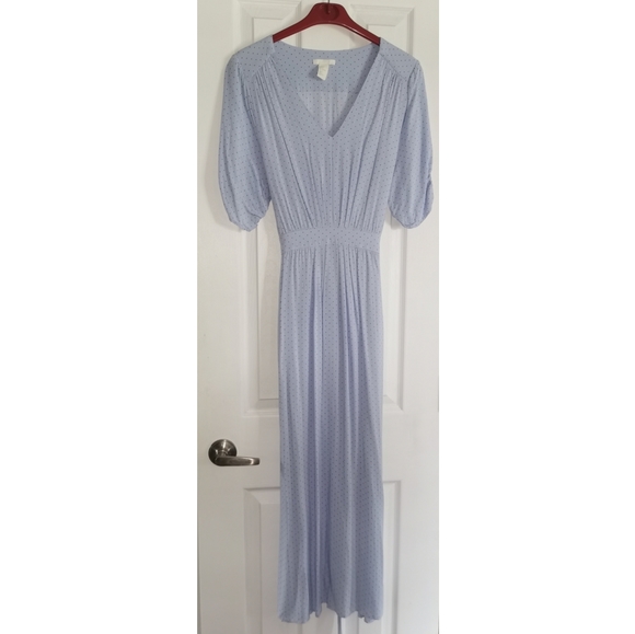 H&M Dresses & Skirts - ‼️3/$25 H&m polka dotted Maxi dress